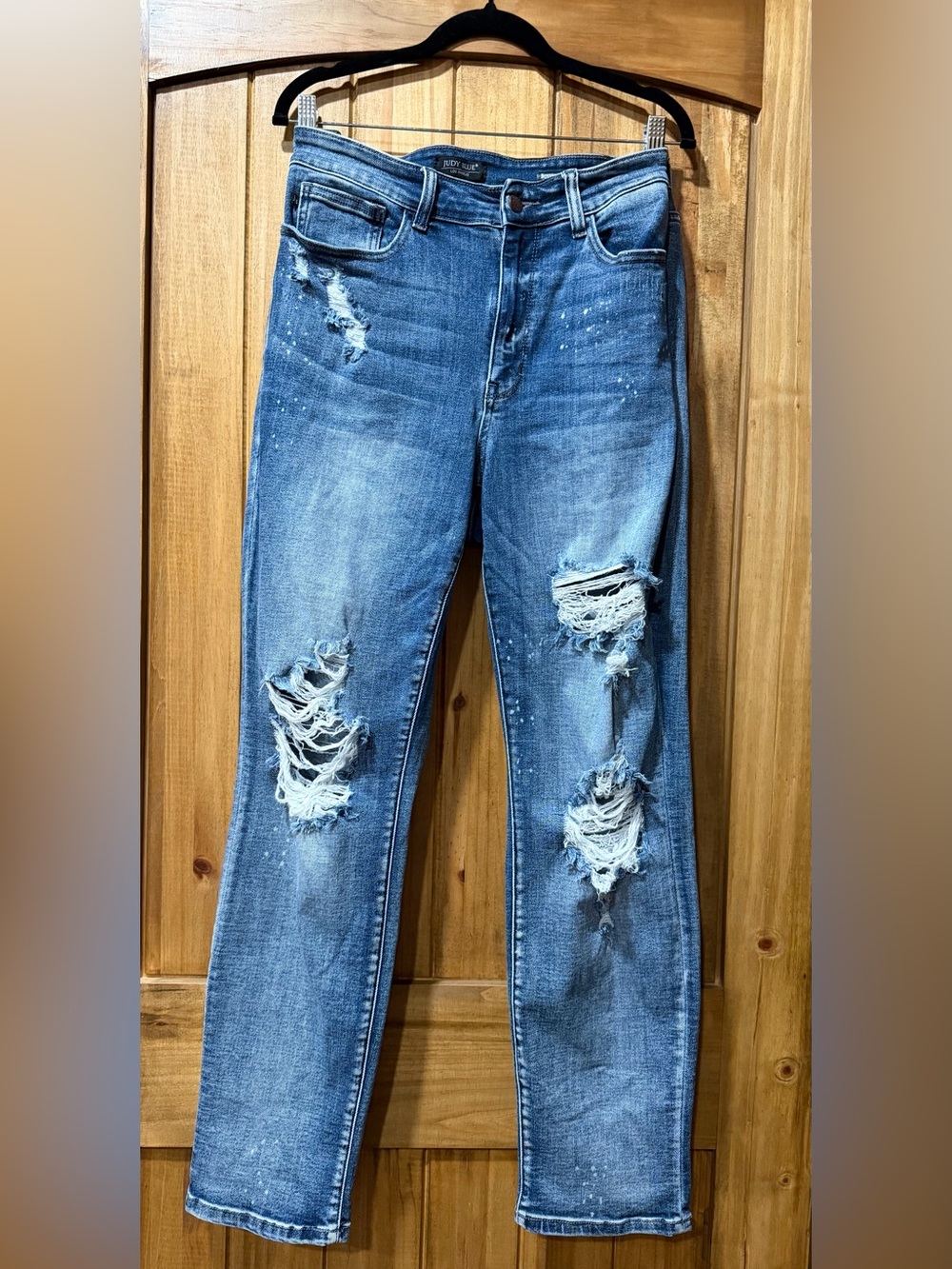 Judy Blue Distressed Straight Leg Jeans